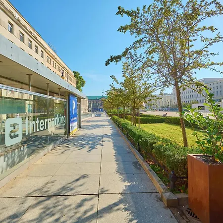 Lux Plac Wolnosci 6 In Old Town By Renters Prestige 포즈난